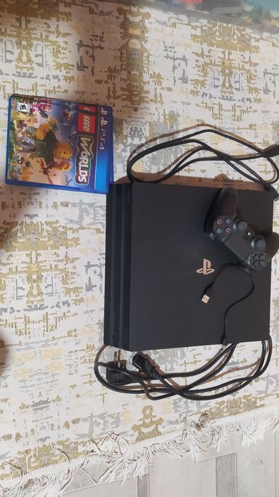 продам  PS4 PRO .