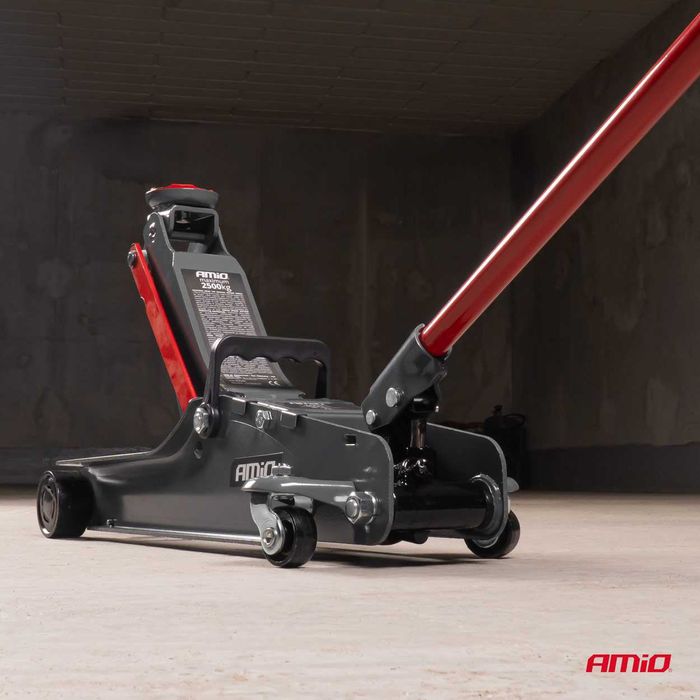 Нископрофилен хидравличен крик AMIO, 2,5T- 85-375мм