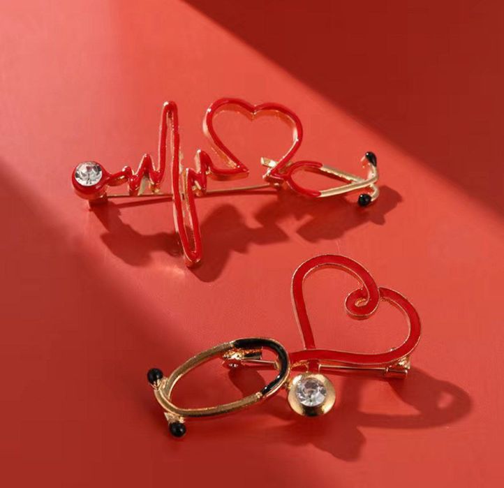 BROSHKA Tibbiyot talabalari va hodimlari uchun Broshka