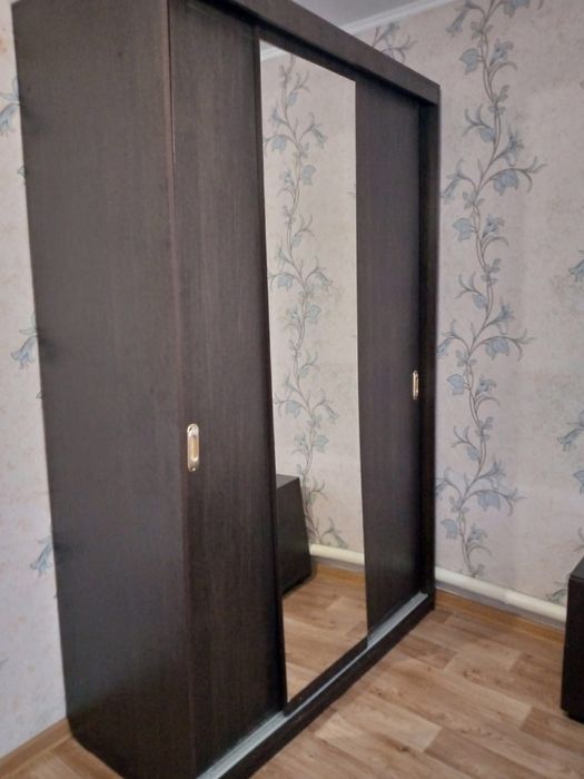 Продам спальный гарнитур