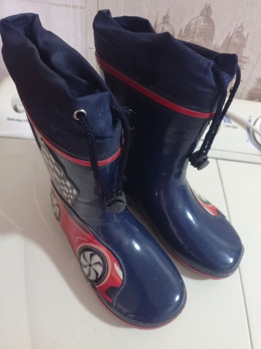 Продам дет,резин,сапог