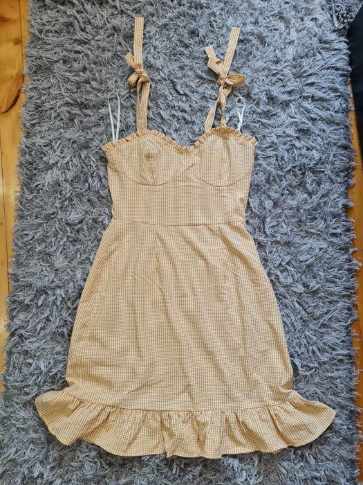 Рокли по 10 лв всяка