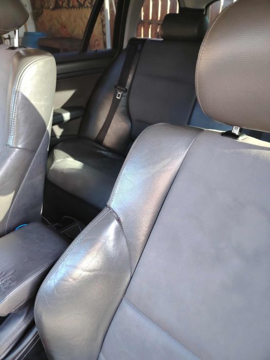 Bmw e46 2004.  180cp