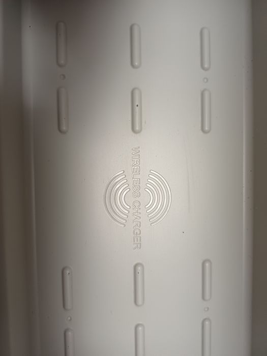 Sterilizator UV Samsung ITFIT cu incarcare wireless, Alb
Este perfect