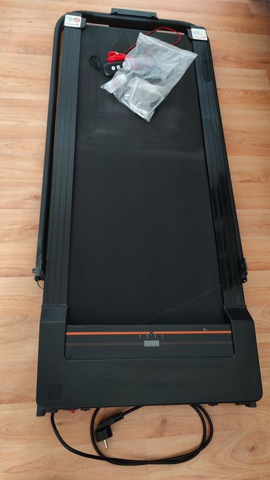 Banda de alergat electrica BodyFit Z1000, 2.0 CP, 1-10 km/h, 100 kg