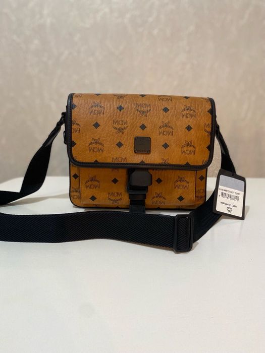 Отдaм дapом сумку