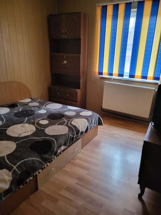 Închiriez apartament cu două camere