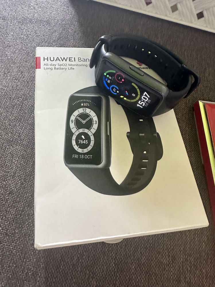 Huawei Band 6  в отличном состоянии