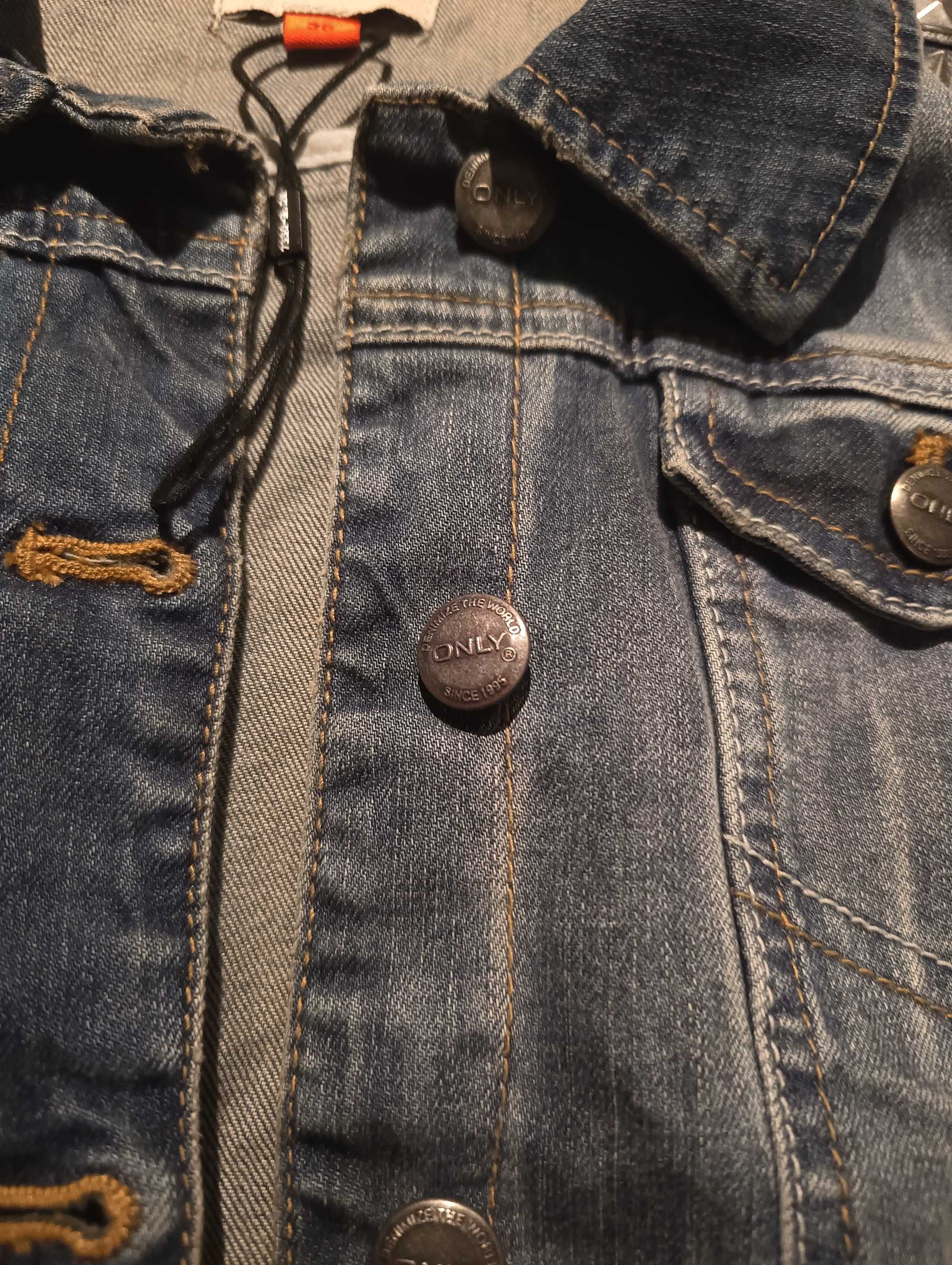 Дънков елек Only, тениска Desigual