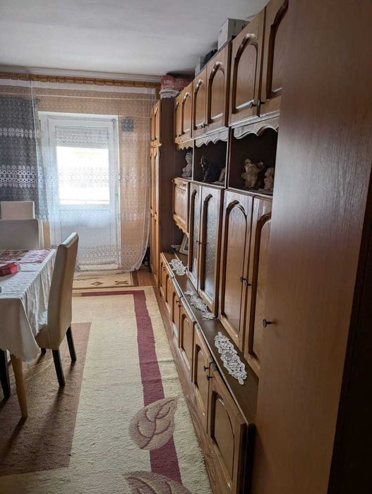 Inchiriez apartament 2 camere CII