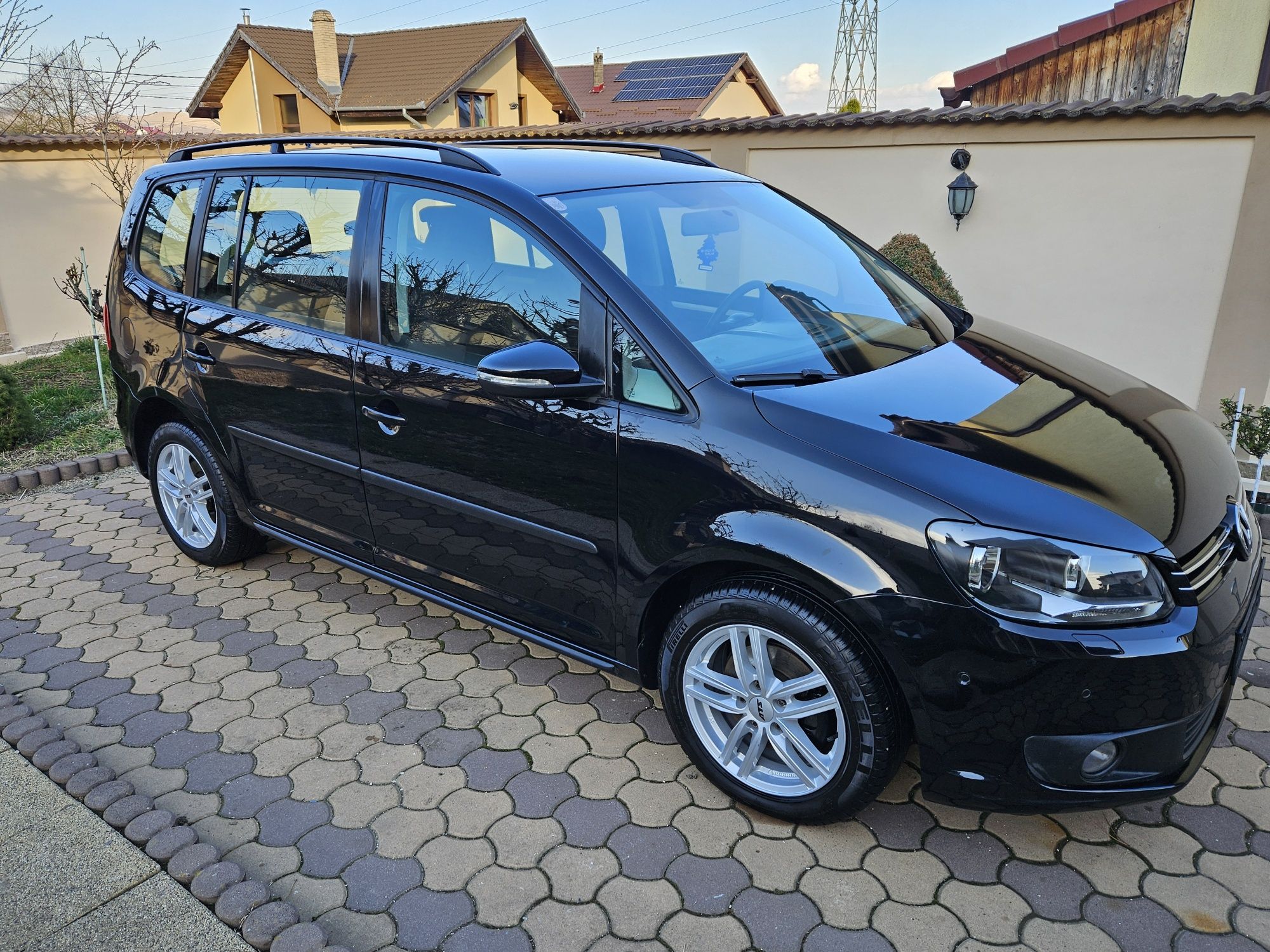 Volkswagen Touran 1.6 2012 Euro 5