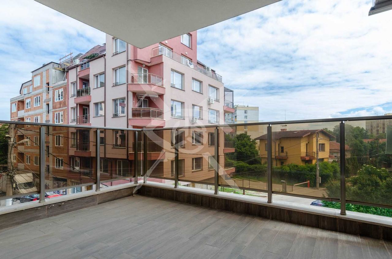 Продава се Двустаен апартамент в София, Надежда 2 - 79 кв.м за 2406 €/кв.м - Снимка #10