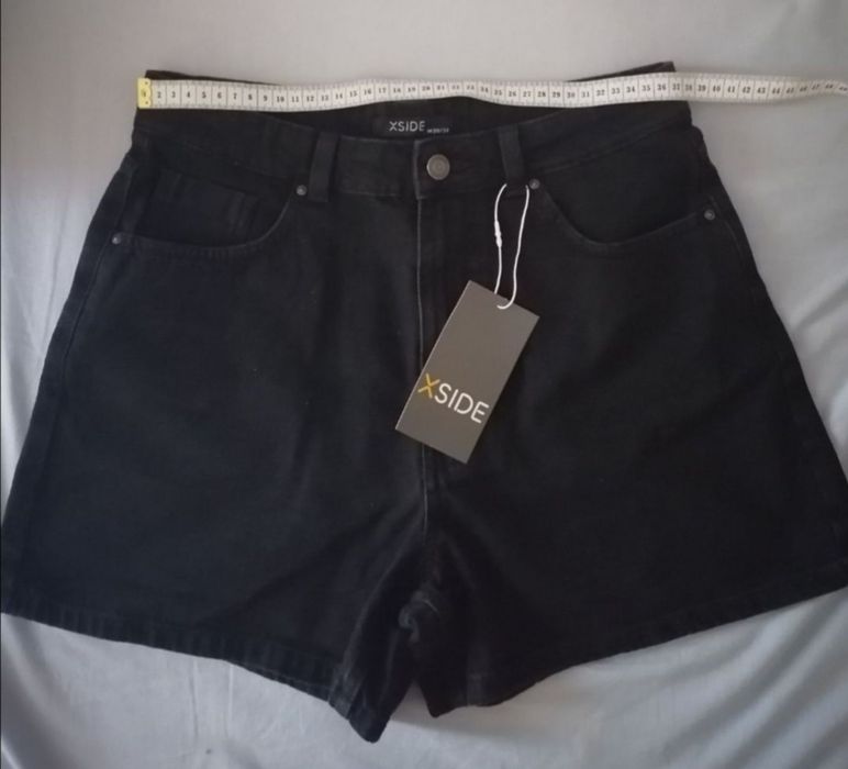 Нови дамски черни къси дънки шорти LC Waikiki размер 26,28 в наличност