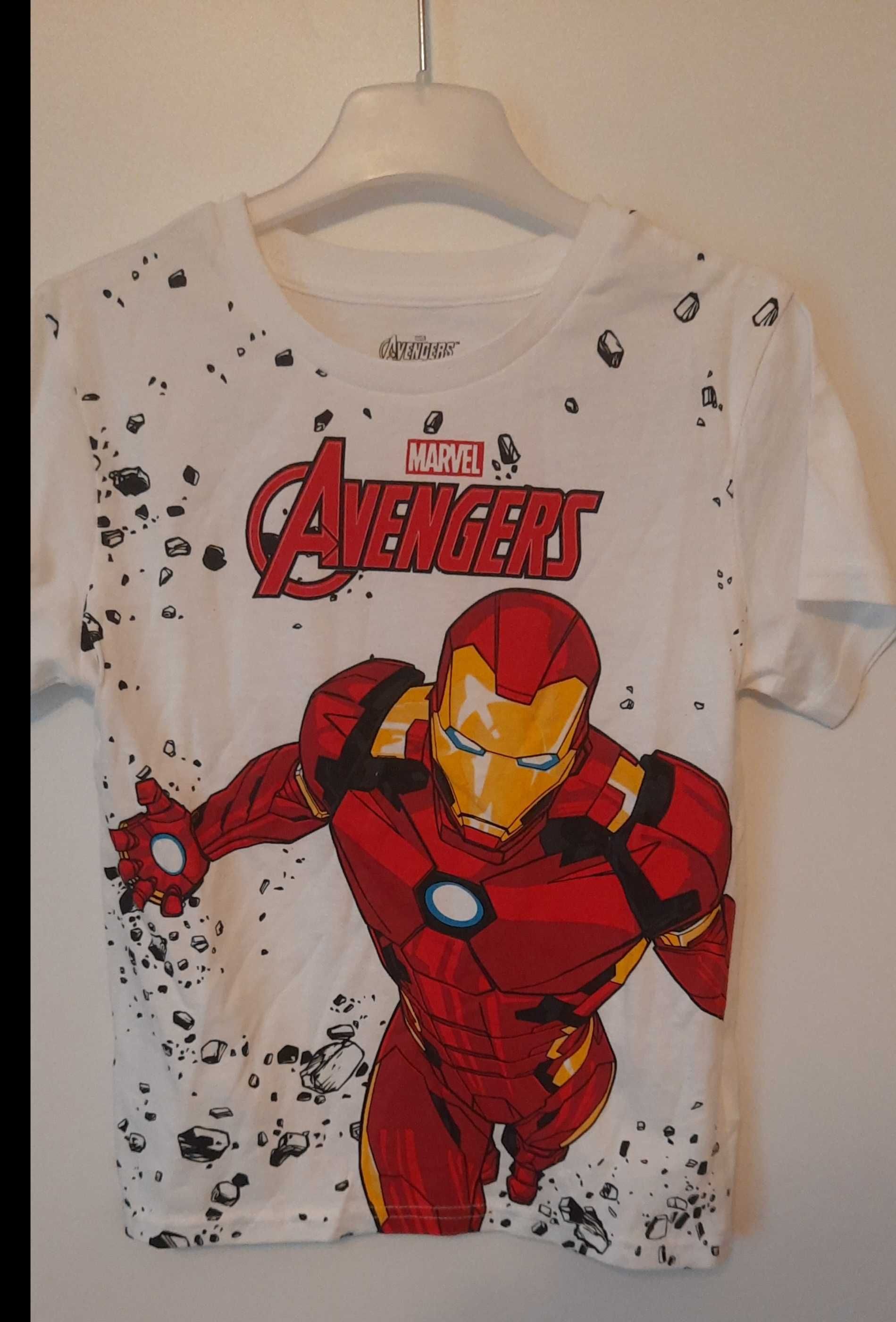 Tricou nou Marvel 116 cm