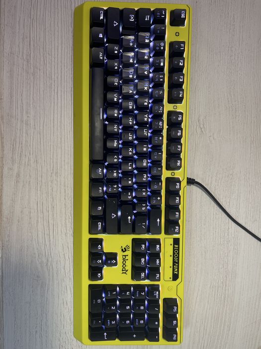 Клавиатура bloody с коробкой, синие свичи