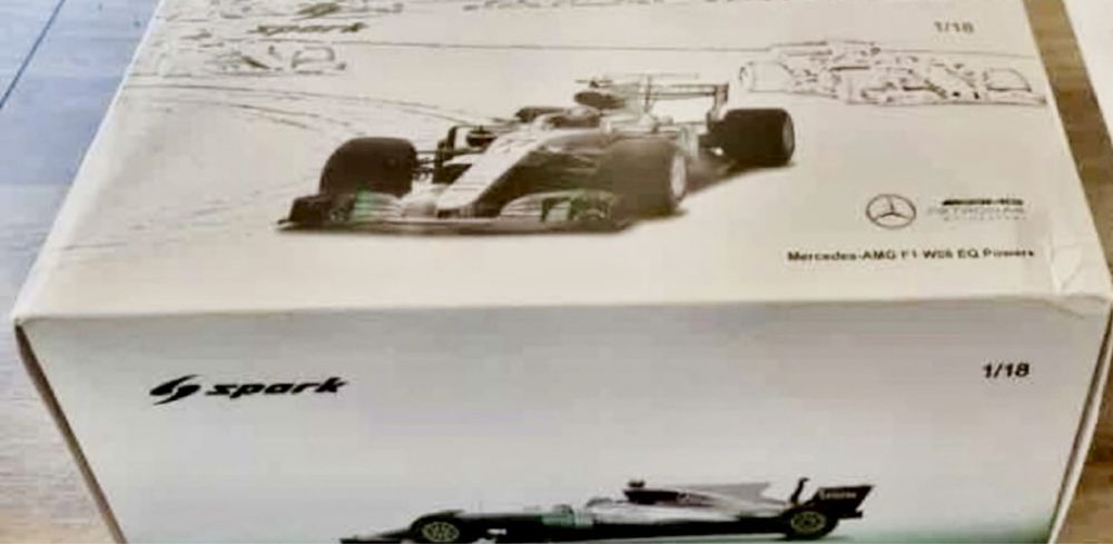 Machete formula 1 f1 1/18,1/24 Mercedes,Renault Benetton,Racing Point