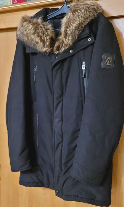 Продаю парку мужскую