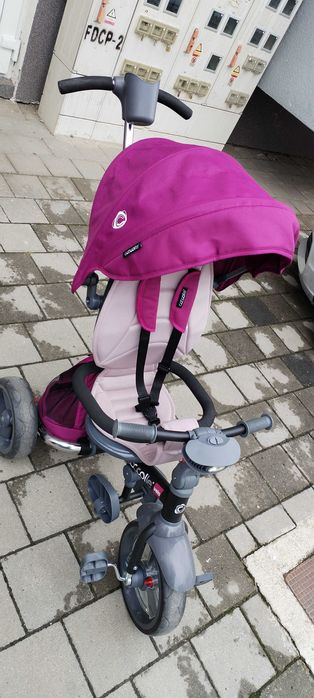 Tricicleta și scaun bebelus