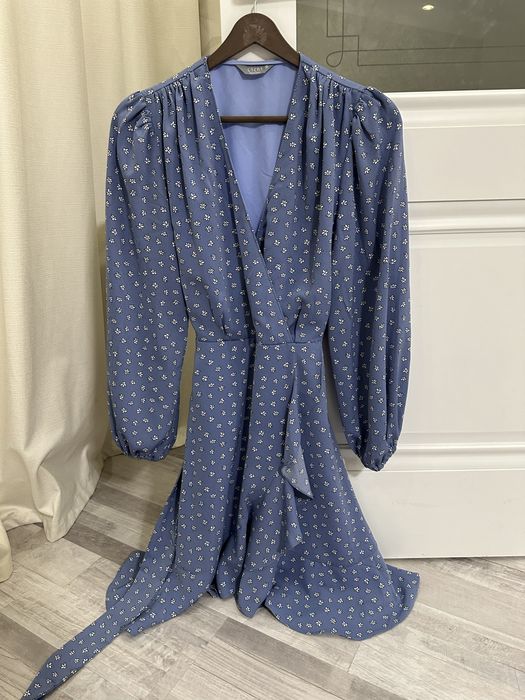 Коктейльное платье от фирмы Lichi