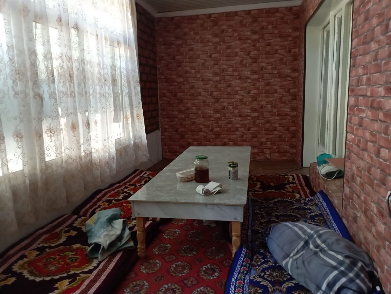Продаётся 3х комнатная квартира кирпичный дом