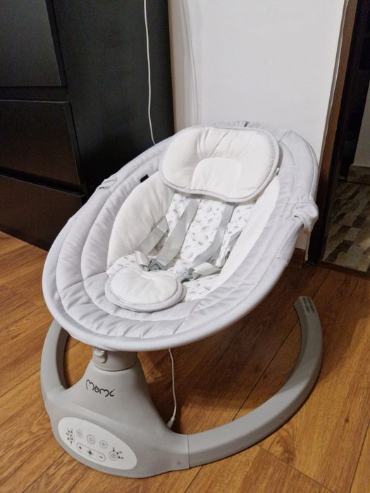Leagăn electric pentru bebei