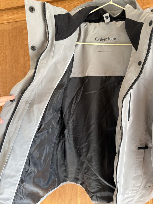 Calvin Klein двойно непромокаемо яке