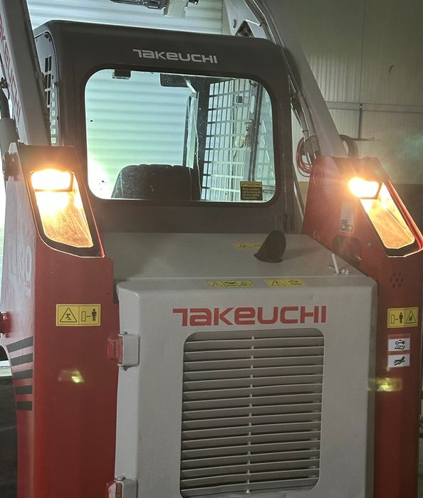 Miniexcavator/Miniincarcator Bobcat/Tacheuki/3.5t