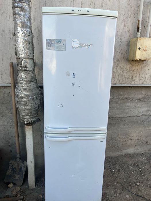 Продам холодильник