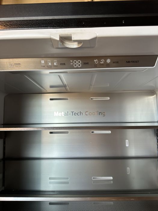Frigider Hisense Side by Side - Full no frost