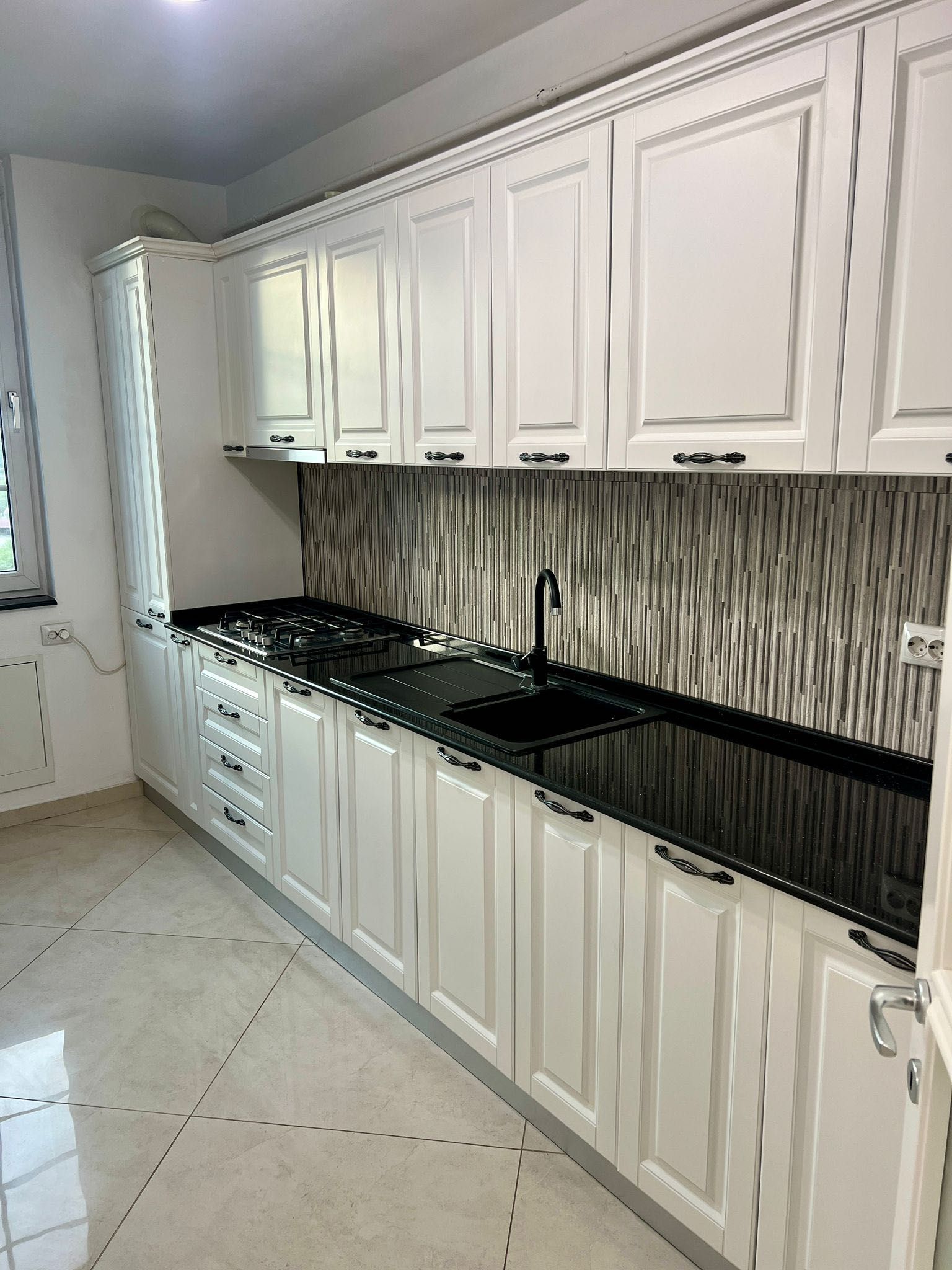 Persoana fizica - Apartament cu 2 camere decomandat, mobilat si utilat