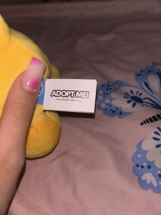 jucarie plus adopt me (roblox)