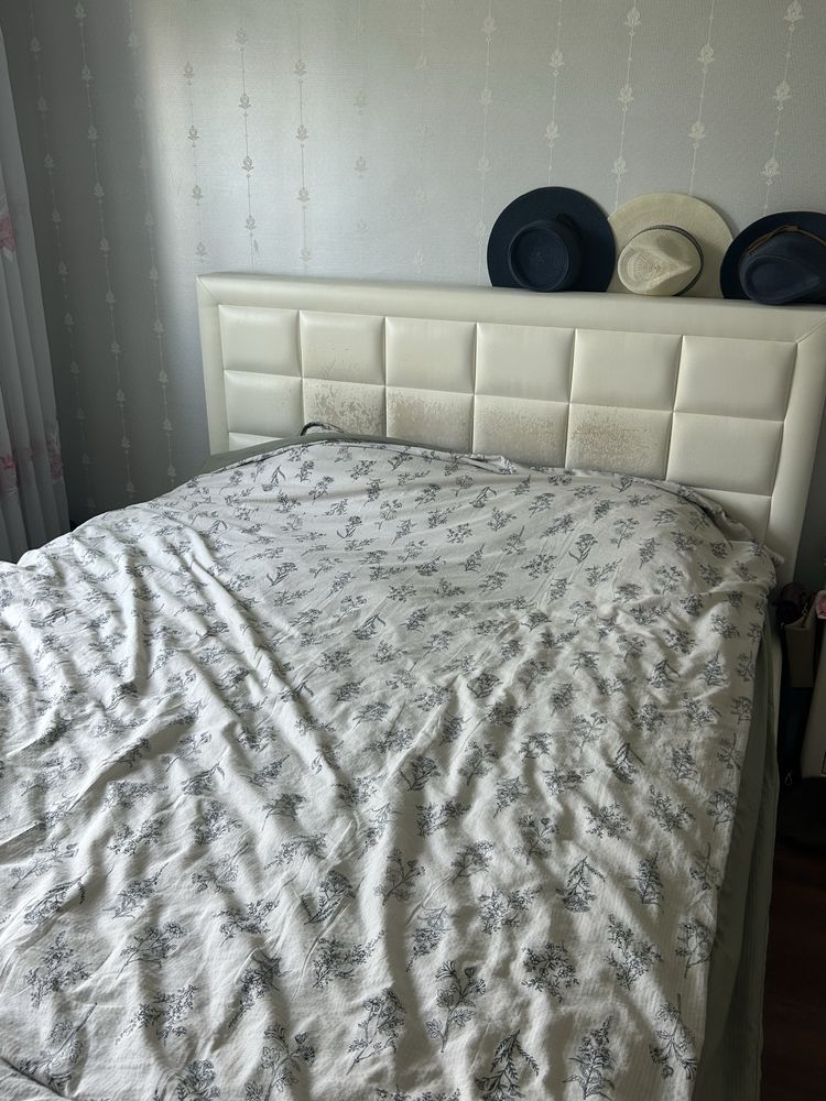 Продам кровать б/у