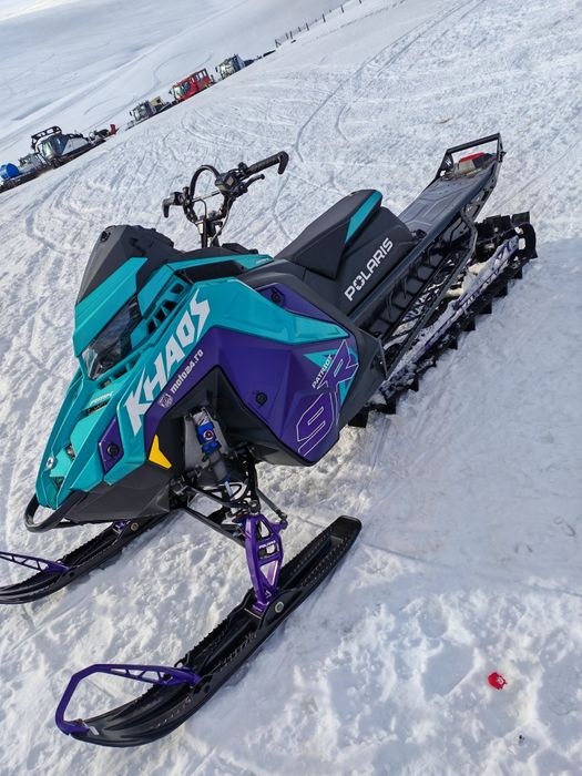 Snowmobil Polaris 9R KHAOS Patriot 2024