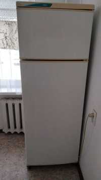 продам холодильник 12 тыс