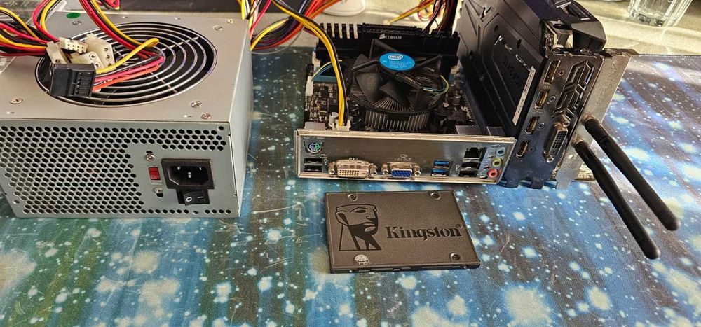 kit placa de baza + CPU + RAM + SSD + WiFi + PSU + video GTX 1050