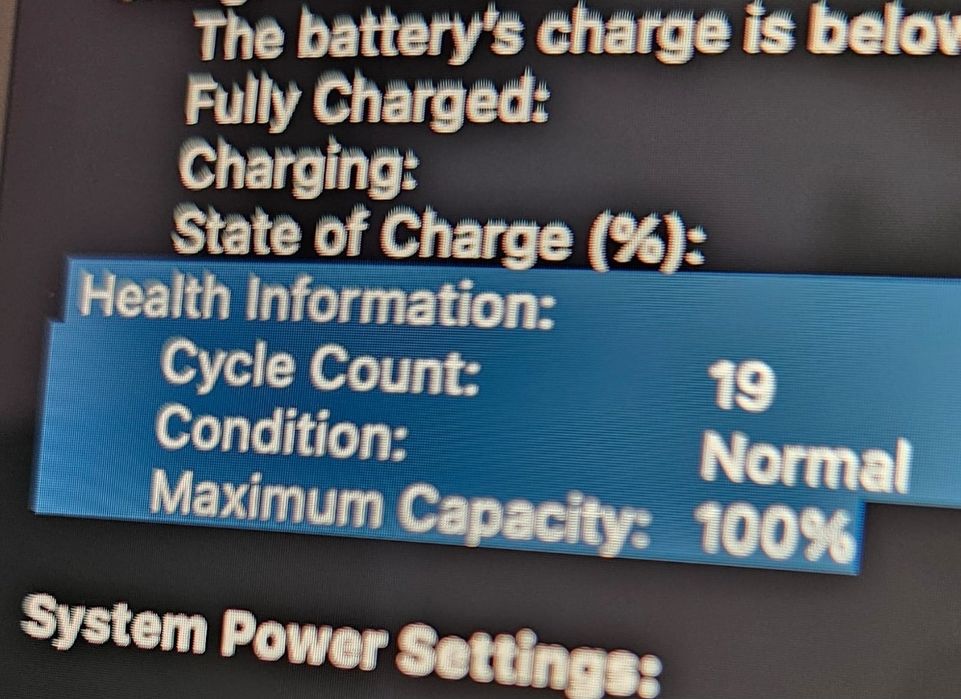 Apple MacBook Pro 14" cu procesor Apple M4 Pro,  24gb RAM, 2 ani garan