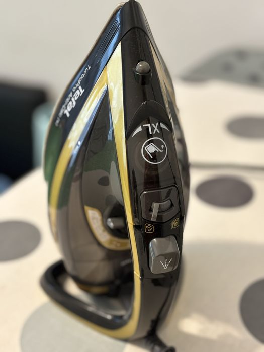 Fier calcat Tefal 3000W