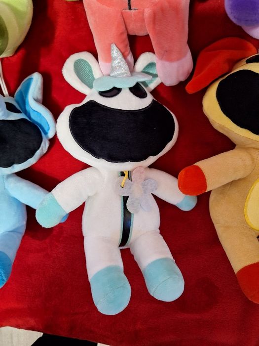 Smiling critters plușuri