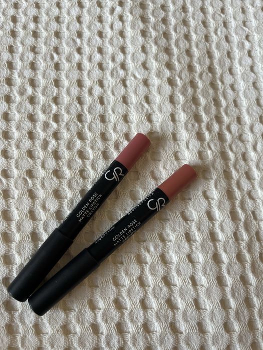 Матово червило-молив golden rose