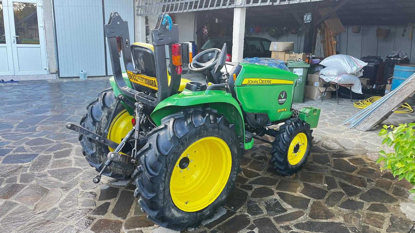 Tractor John Deere 3036