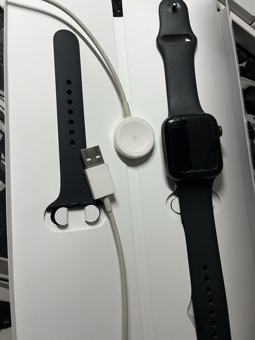 apple watch series 6 50m 44mm