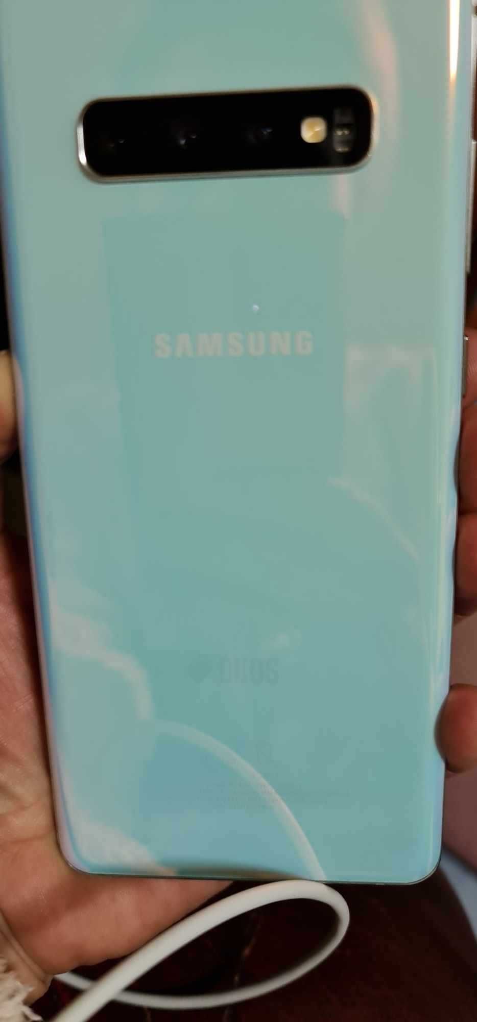Samsung S10 +, liber de retea, incarcator, cheita, cutie