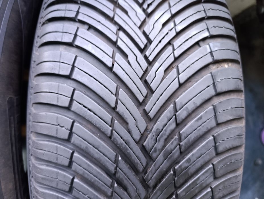 Anvelope all season 225 60 18 Pirelli dot 2024