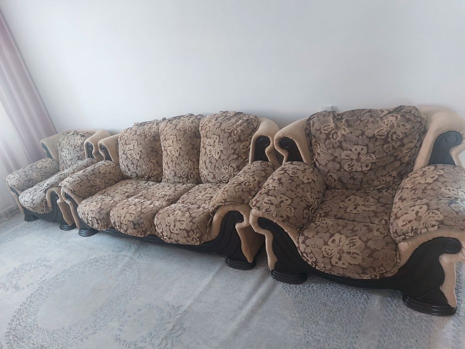 Диван сатылады тез арада