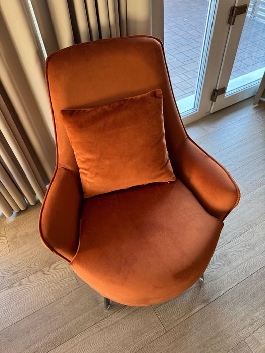 2 fotolii moderne, aproape noi – stare impecabilă 10/10