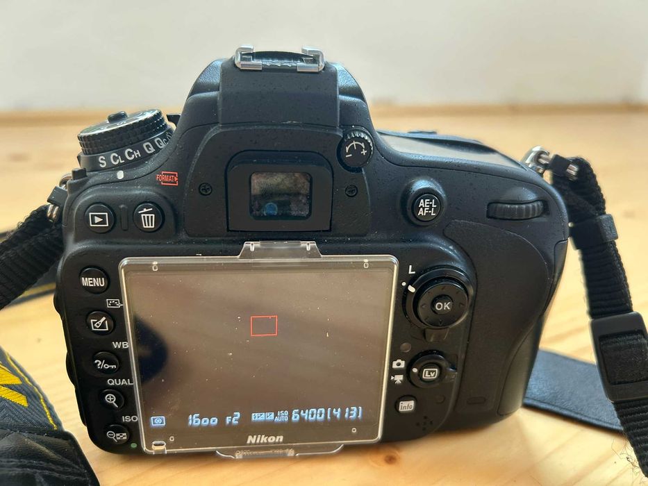 Nikon D610 DSLR Full-Frame – 24.3 MP, FX Format, 48.908 cadre