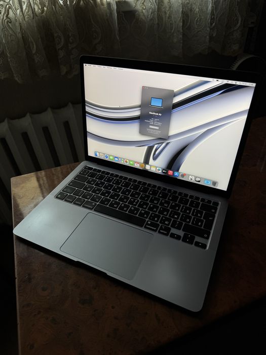 MacBook Air m1 2020