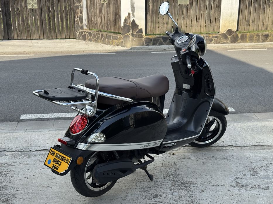 Scuter Baotian/Vespa 49 CC