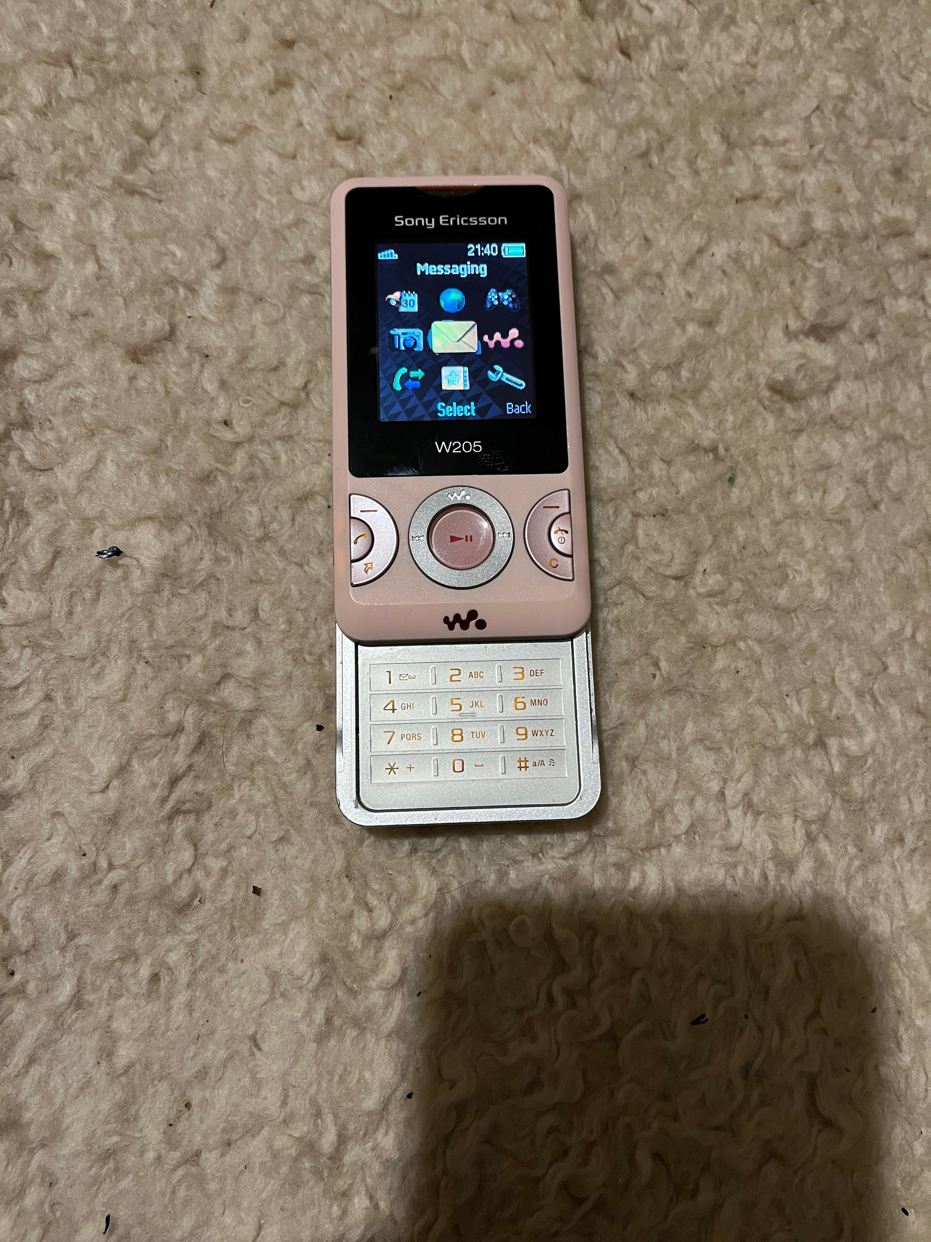 Sony Eryccson W205