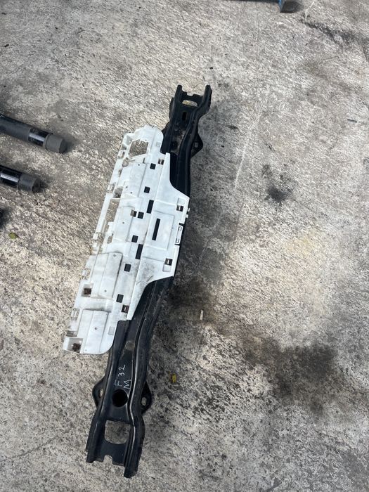 Задна греда бмв ф32 ф33 ф36 bmw f32 f33 f36 задна греда